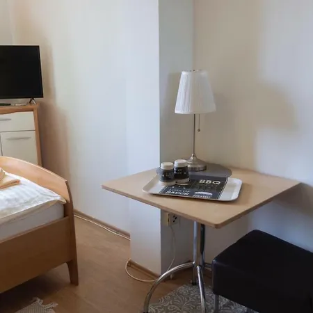 Die Homestay