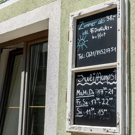Die Homestay
